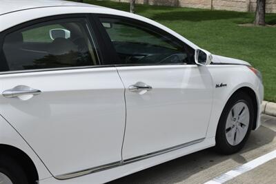 2015 Hyundai Sonata Hybrid 50K ORIG MILES FRESH TRADE IN CLEAN   - Photo 18 - Stafford, TX 77477