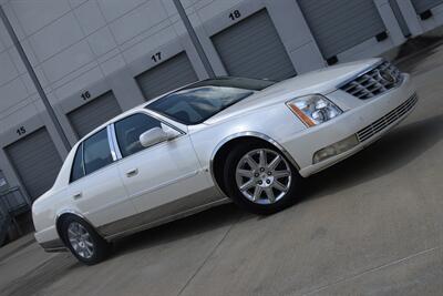 2009 Cadillac DTS PLATINUM LUXURY NAV ROOF CHROME PKG FRESH TRADE IN   - Photo 43 - Stafford, TX 77477