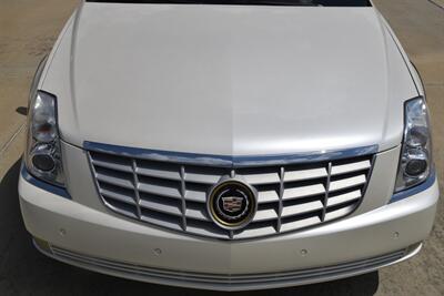 2009 Cadillac DTS PLATINUM LUXURY NAV ROOF CHROME PKG FRESH TRADE IN   - Photo 12 - Stafford, TX 77477