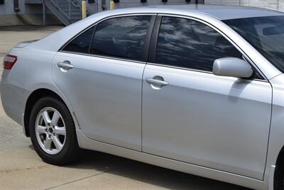 2007 Toyota Camry LE 98K ORIG LOW MILES NEW CAR TRADE IN CLEAN   - Photo 5 - Stafford, TX 77477