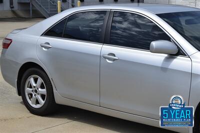 2007 Toyota Camry LE 98K ORIG LOW MILES NEW CAR TRADE IN CLEAN   - Photo 5 - Stafford, TX 77477