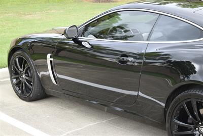 2008 Jaguar XK XKR COUPE 77K LOW MILES ALL OPTIONS FRESH TRADE   - Photo 17 - Stafford, TX 77477