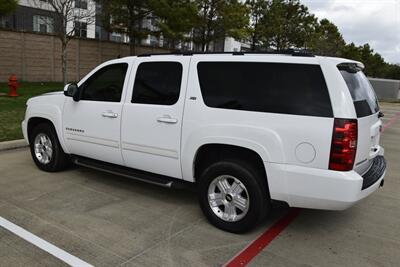2010 Chevrolet Suburban Z71 4X4 NAV BK/CAM ROOF FRESH TRADE IN NICE   - Photo 13 - Stafford, TX 77477