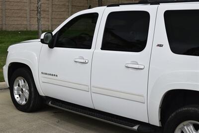 2010 Chevrolet Suburban Z71 4X4 NAV BK/CAM ROOF FRESH TRADE IN NICE   - Photo 17 - Stafford, TX 77477