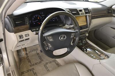 2010 Lexus LS 460 NAV BK/CAM HTD/COOLED STS NEW TRADE IN CLEAN   - Photo 28 - Stafford, TX 77477