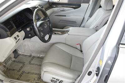 2010 Lexus LS 460 NAV BK/CAM HTD/COOLED STS NEW TRADE IN CLEAN   - Photo 30 - Stafford, TX 77477