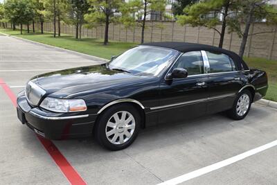 2007 Lincoln Town Car Designer Series CARRIAGE TOP HWY MILES NEW TRADE   - Photo 5 - Stafford, TX 77477