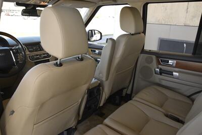 2016 Land Rover LR4 HSE LOADED NAV BK/CAM ROOF HWY MILES NEW TRADE IN   - Photo 34 - Stafford, TX 77477