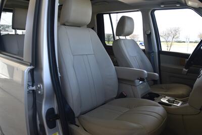2016 Land Rover LR4 HSE LOADED NAV BK/CAM ROOF HWY MILES NEW TRADE IN   - Photo 33 - Stafford, TX 77477