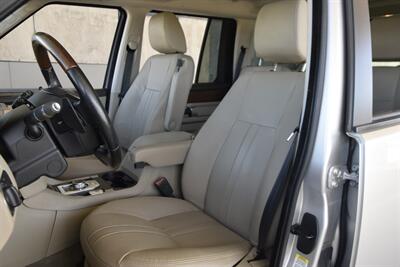 2016 Land Rover LR4 HSE LOADED NAV BK/CAM ROOF HWY MILES NEW TRADE IN   - Photo 32 - Stafford, TX 77477