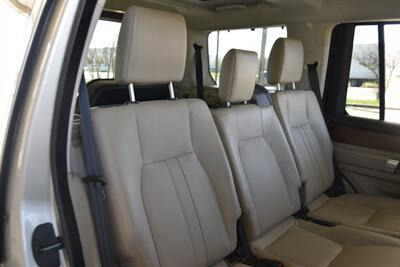 2016 Land Rover LR4 HSE LOADED NAV BK/CAM ROOF HWY MILES NEW TRADE IN   - Photo 39 - Stafford, TX 77477