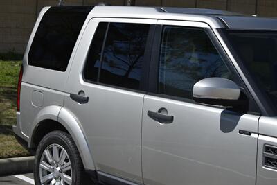 2016 Land Rover LR4 HSE LOADED NAV BK/CAM ROOF HWY MILES NEW TRADE IN   - Photo 8 - Stafford, TX 77477
