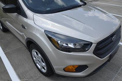 2018 Ford Escape S ALL PWR 88K HWY MILES FRESH TRADE IN NICE   - Photo 11 - Stafford, TX 77477