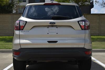 2018 Ford Escape S ALL PWR 88K HWY MILES FRESH TRADE IN NICE   - Photo 20 - Stafford, TX 77477