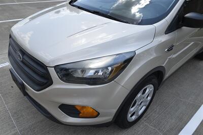 2018 Ford Escape S ALL PWR 88K HWY MILES FRESH TRADE IN NICE   - Photo 10 - Stafford, TX 77477