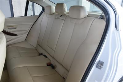 2013 BMW 335i PREM PKG NAV S/ROOF HTD SEATS 50K MILES NICE   - Photo 37 - Stafford, TX 77477