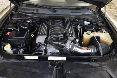 2011 Dodge Challenger SRT8 392 6SPD MANUAL RARE COMBO FRESH TRADE CLEAN   - Photo 29 - Stafford, TX 77477