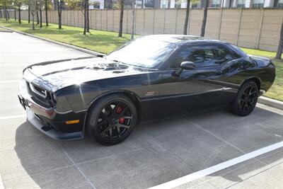 2011 Dodge Challenger SRT8 392 6SPD MANUAL RARE COMBO FRESH TRADE CLEAN   - Photo 5 - Stafford, TX 77477