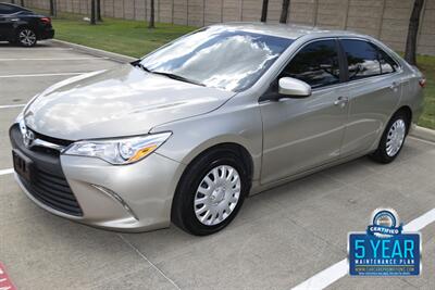 2015 Toyota Camry LE 86K LOW MILES FRESH TRADE IN NICE   - Photo 5 - Stafford, TX 77477
