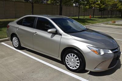 2015 Toyota Camry LE 86K LOW MILES FRESH TRADE IN NICE   - Photo 4 - Stafford, TX 77477