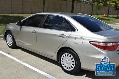 2015 Toyota Camry LE 86K LOW MILES FRESH TRADE IN NICE   - Photo 15 - Stafford, TX 77477