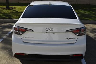 2017 Hyundai Sonata Hybrid SE   - Photo 21 - Stafford, TX 77477