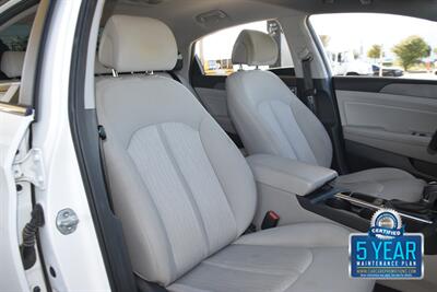 2017 Hyundai Sonata Hybrid SE   - Photo 41 - Stafford, TX 77477