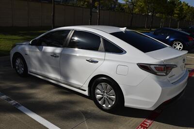2017 Hyundai Sonata Hybrid SE   - Photo 48 - Stafford, TX 77477