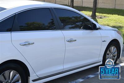 2017 Hyundai Sonata Hybrid SE   - Photo 20 - Stafford, TX 77477