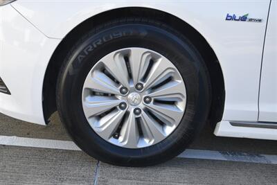 2017 Hyundai Sonata Hybrid SE   - Photo 17 - Stafford, TX 77477