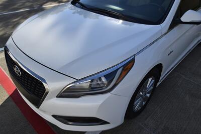 2017 Hyundai Sonata Hybrid SE   - Photo 11 - Stafford, TX 77477
