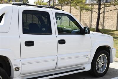 2004 Chevrolet Avalanche SOUTHERN COMFORT PKG 62K LOW MILES LOADED CLEAN   - Photo 21 - Stafford, TX 77477