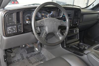 2004 Chevrolet Avalanche SOUTHERN COMFORT PKG 62K LOW MILES LOADED CLEAN   - Photo 31 - Stafford, TX 77477