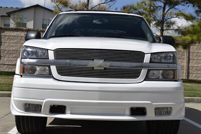 2004 Chevrolet Avalanche SOUTHERN COMFORT PKG 62K LOW MILES LOADED CLEAN   - Photo 3 - Stafford, TX 77477