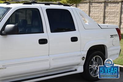 2004 Chevrolet Avalanche SOUTHERN COMFORT PKG 62K LOW MILES LOADED CLEAN   - Photo 9 - Stafford, TX 77477