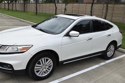 2015 Honda Crosstour EX-L   - Photo 24 - Stafford, TX 77477