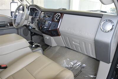 2008 Ford F-250 Super Duty Lariat Lariat 4dr Crew Cab   - Photo 39 - Stafford, TX 77477