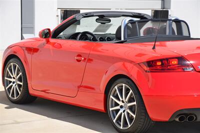 2010 Audi TT 2.0T QUATTRP PREMIUM PLUS CONVERTIBLE FRESH TRADE   - Photo 19 - Stafford, TX 77477