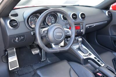 2010 Audi TT 2.0T QUATTRP PREMIUM PLUS CONVERTIBLE FRESH TRADE   - Photo 33 - Stafford, TX 77477