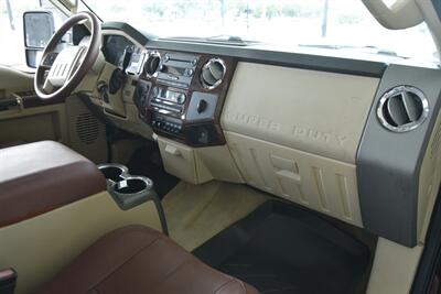 2008 Ford F-450 SUPER DUTY KING RANCH DIESEL 4X4 47K MILE TX TRUCK   - Photo 29 - Stafford, TX 77477