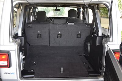 2023 Jeep Wrangler Rubicon 4xe   - Photo 21 - Stafford, TX 77477