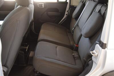 2023 Jeep Wrangler Rubicon 4xe   - Photo 36 - Stafford, TX 77477