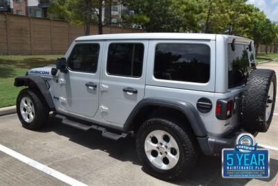 2023 Jeep Wrangler Rubicon 4xe   - Photo 13 - Stafford, TX 77477