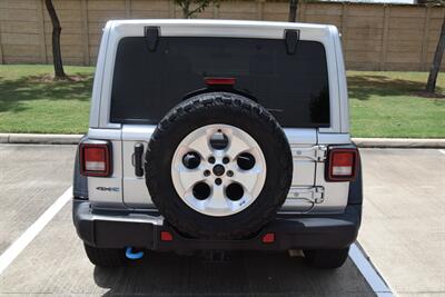 2023 Jeep Wrangler Rubicon 4xe   - Photo 19 - Stafford, TX 77477
