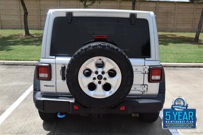 2023 Jeep Wrangler Rubicon 4xe   - Photo 19 - Stafford, TX 77477