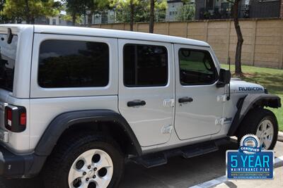 2023 Jeep Wrangler Rubicon 4xe   - Photo 16 - Stafford, TX 77477