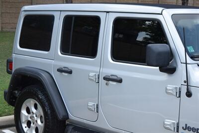 2023 Jeep Wrangler Rubicon 4xe   - Photo 8 - Stafford, TX 77477