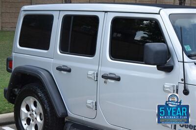 2023 Jeep Wrangler Rubicon 4xe   - Photo 8 - Stafford, TX 77477