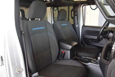 2023 Jeep Wrangler Rubicon 4xe   - Photo 33 - Stafford, TX 77477