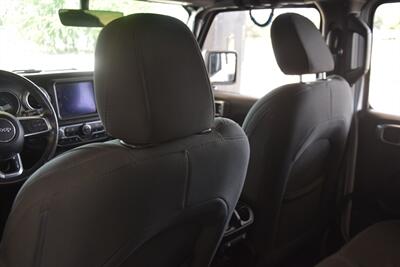 2023 Jeep Wrangler Rubicon 4xe   - Photo 34 - Stafford, TX 77477
